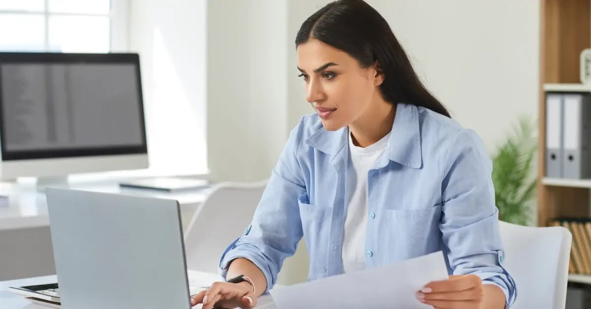Female Executive Assistant in an office developing a new strategic partnership
