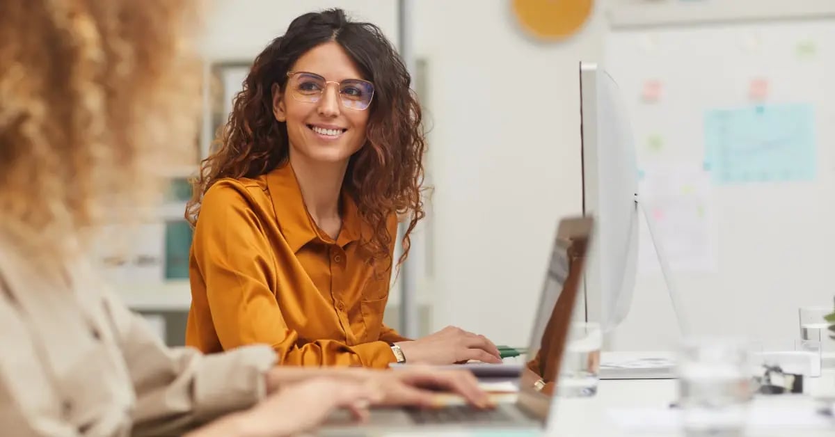Travel Managers collaborating on travel policies and micro-offsites