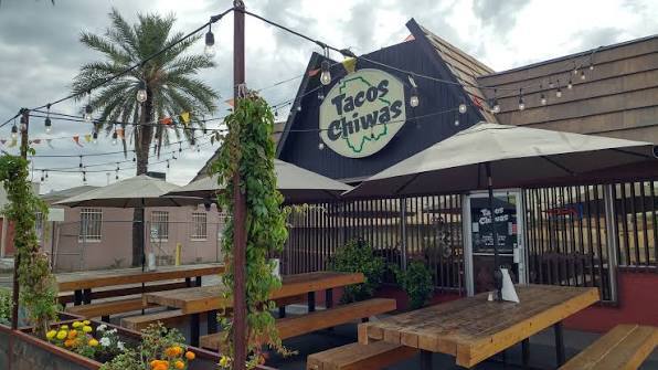 Tacos Chiwas